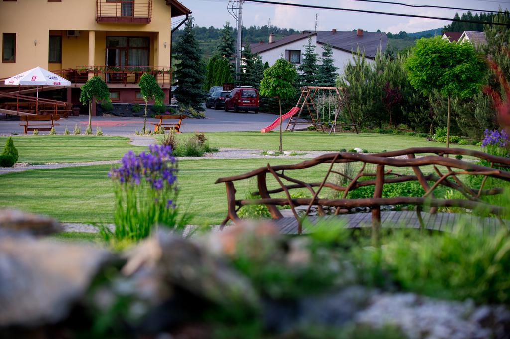 Hotel & Restauracja Okraglak Chęciny Exterior foto